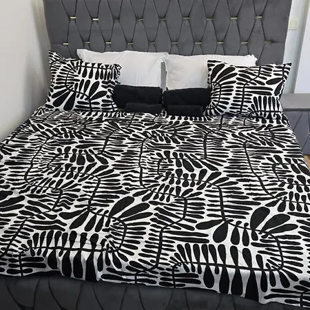 Apartment Comfy - Self Check-in Bucharest