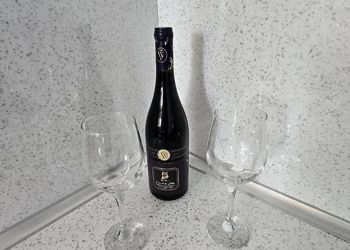 Comfy - Self Check-in Апартаменти *