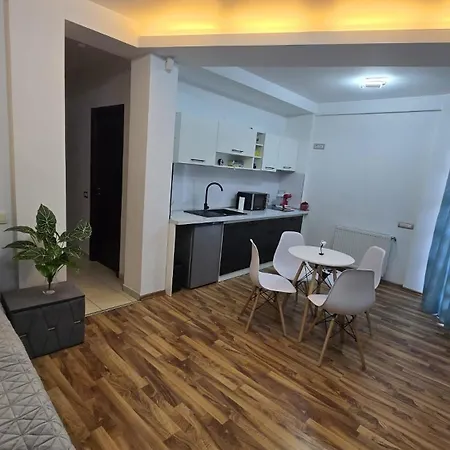 Comfy - Self Check-in Apartment *